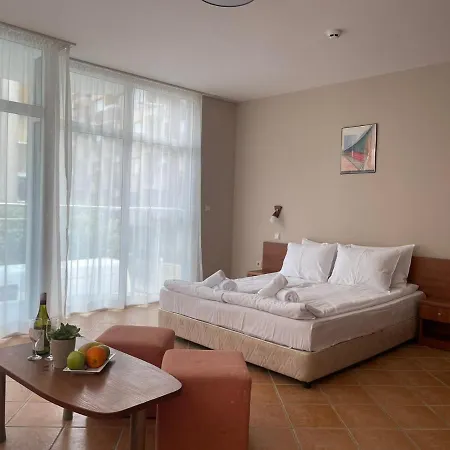 Eco Palace 3* Primorsko