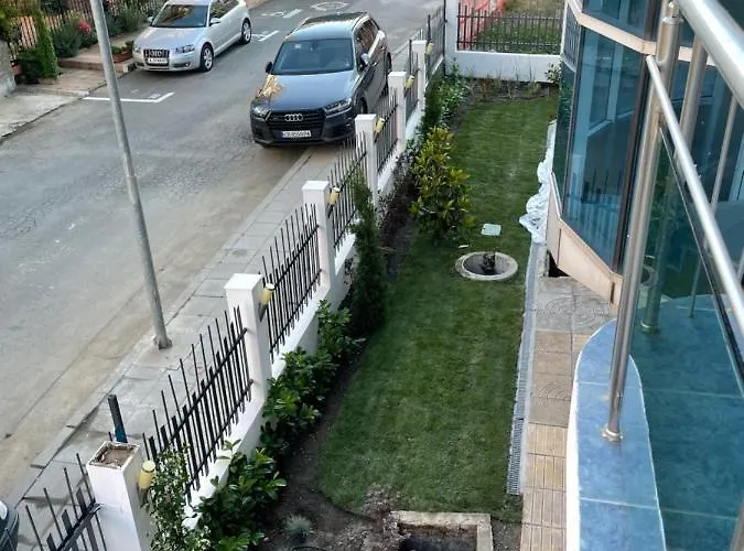 Ξενοδοχείο Eco Palace