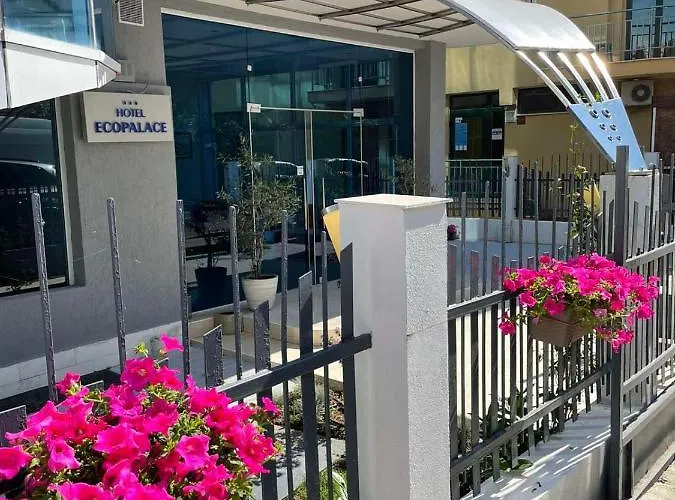 Eco Palace Отель Приморско